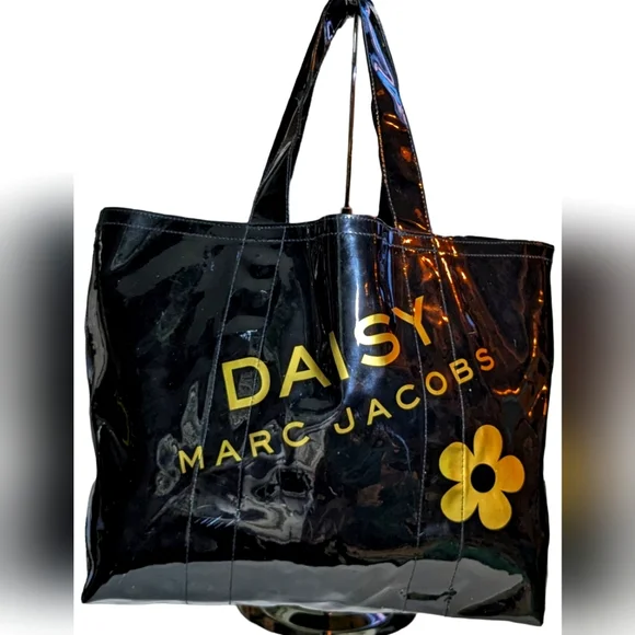 Marc Jacobs Bags Marc Jacobs Daisy Daisy Love Gold Black Tote